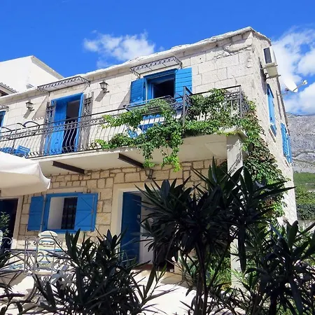 Pkm Apartment *